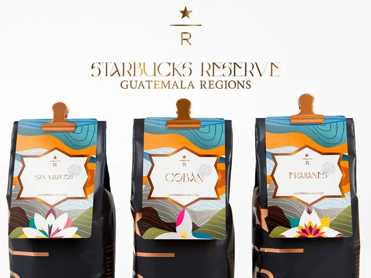 Concepto de empaque Starbucks Reserve Guatemala Regions: tres bolsas negras con etiquetas ilustradas, por CBAS